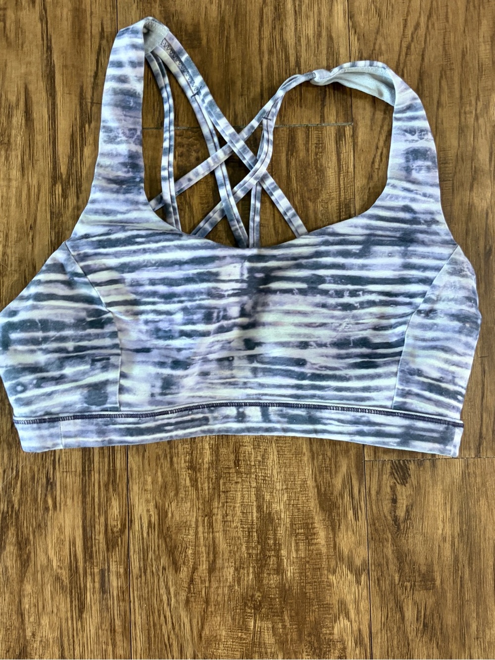 lululemon size 8 Strappy Sports Bra in Lavender Gray Watercolor Print